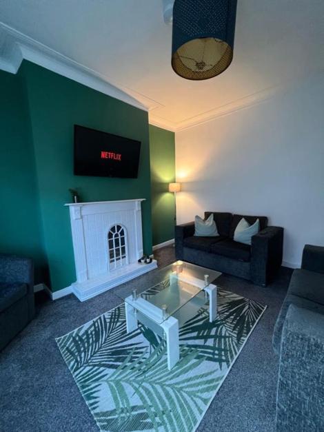 ليدز Moorfield Street Guesthouse المظهر الخارجي الصورة