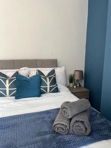 ليدز Moorfield Street Guesthouse المظهر الخارجي الصورة